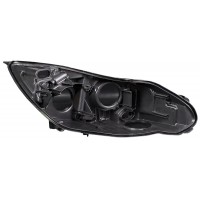 Корпус фары Ford Focus Mk3 2010-2015 дорестайлинг (правый)